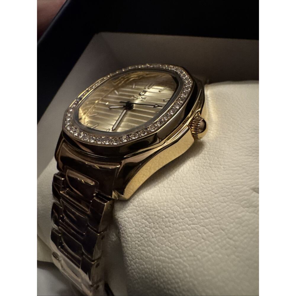 Montres Prestige X Invicta Women's Watch - 32mm Gold (MPW-0201) - Picture 7 of 9